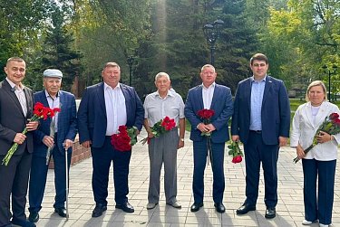 Памяти поэта и героя